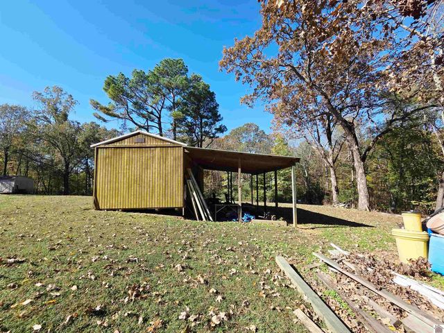 8369 US Hwy 68 E, Benton, KY 42025