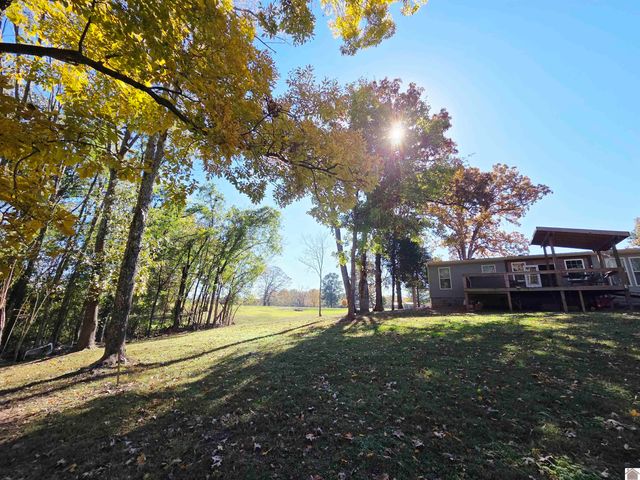 8369 US Hwy 68 E, Benton, KY 42025