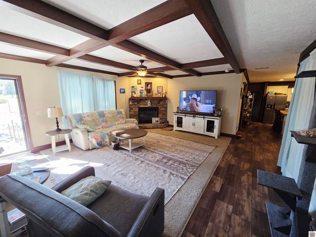 8369 US Hwy 68 E, Benton, KY 42025