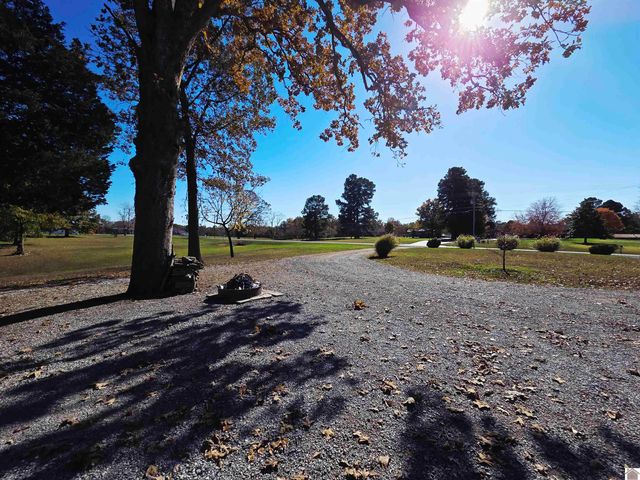 8369 US Hwy 68 E, Benton, KY 42025