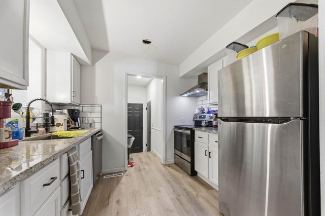 2739 S Rose Marie Ct, Wichita, KS 67216