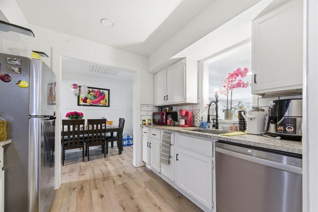 2739 S Rose Marie Ct, Wichita, KS 67216