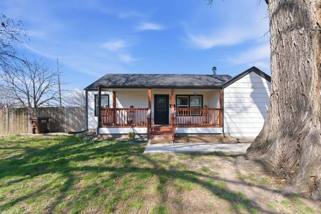 2739 S Rose Marie Ct, Wichita, KS 67216