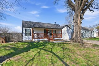 2739 S Rose Marie Ct, Wichita, KS 67216