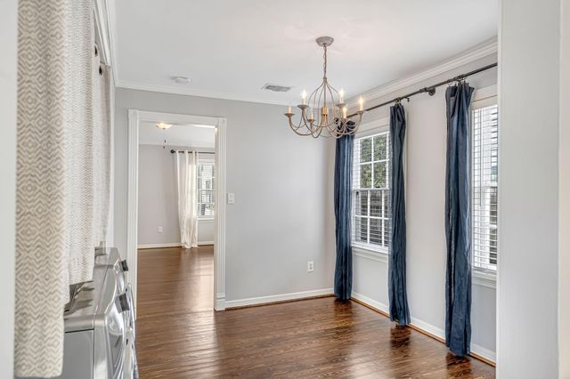 1004 Lawrence Street, Houston, TX 77008