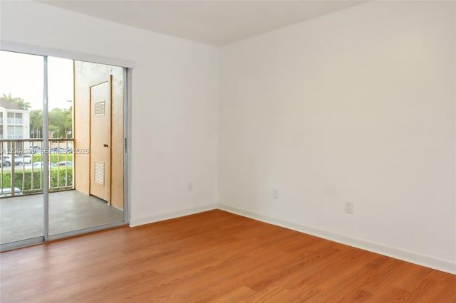 15285 SW 107th Ln 208, Miami, FL 33196