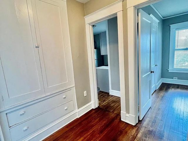 37 E 32nd Street, Kansas City, MO 64111