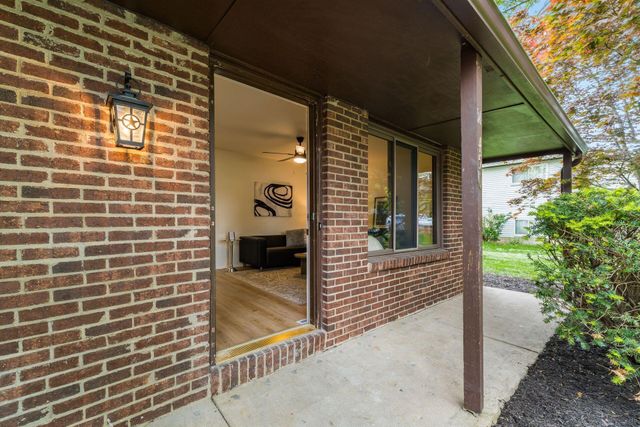 450 Sheryl Drive, Pickerington, OH 43147
