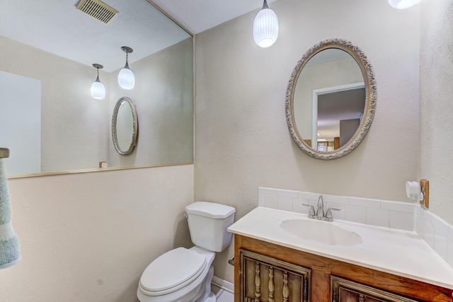 3023 Quail Valley East Drive, Missouri City, TX 77489