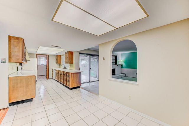 3023 Quail Valley East Drive, Missouri City, TX 77489