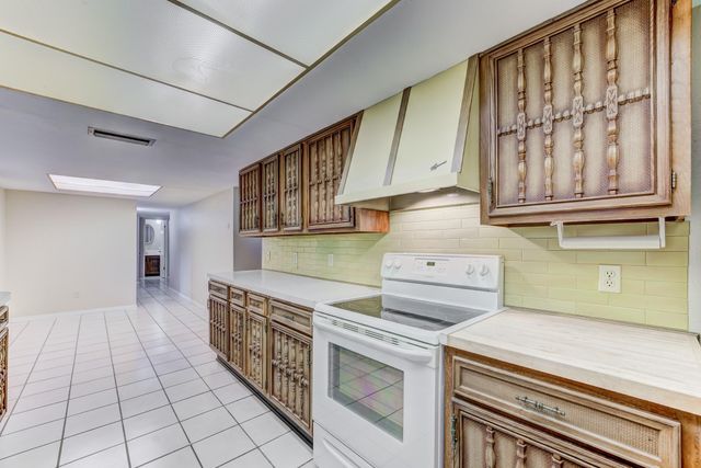3023 Quail Valley East Drive, Missouri City, TX 77489