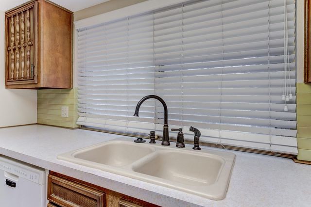 3023 Quail Valley East Drive, Missouri City, TX 77489