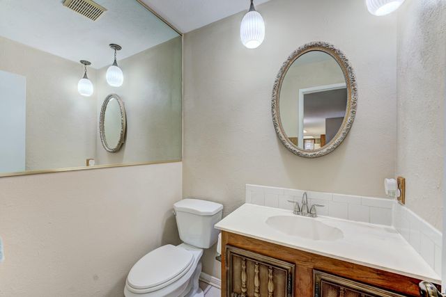 3023 Quail Valley East Drive, Missouri City, TX 77489