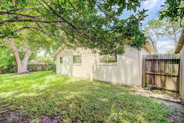 3023 Quail Valley East Drive, Missouri City, TX 77489