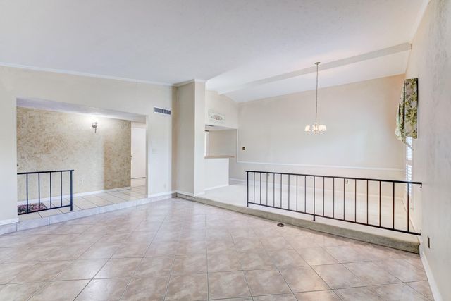 3023 Quail Valley East Drive, Missouri City, TX 77489