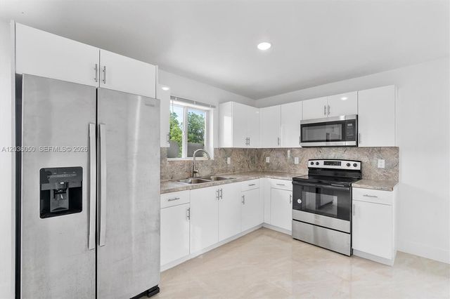 1766 NW 68th Ter, Miami, FL 33147