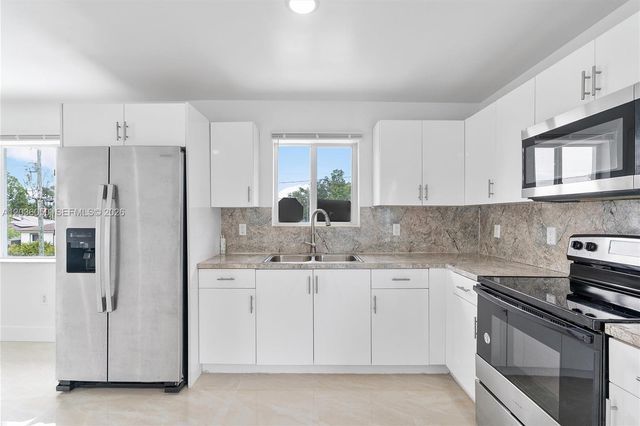 1766 NW 68th Ter, Miami, FL 33147