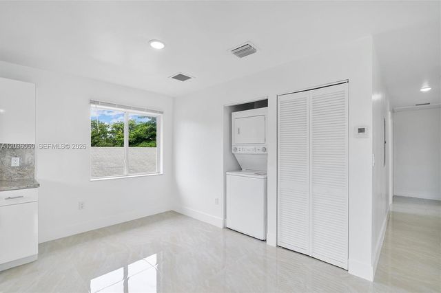 1766 NW 68th Ter, Miami, FL 33147