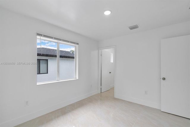 1766 NW 68th Ter, Miami, FL 33147