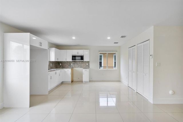 1766 NW 68th Ter, Miami, FL 33147