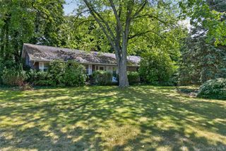 22 S Lot Road, Smithtown, NY 11787