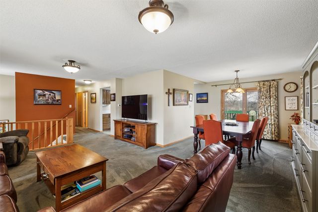 600 N Shadyview Boulevard, Pleasant Hill, IA 50327