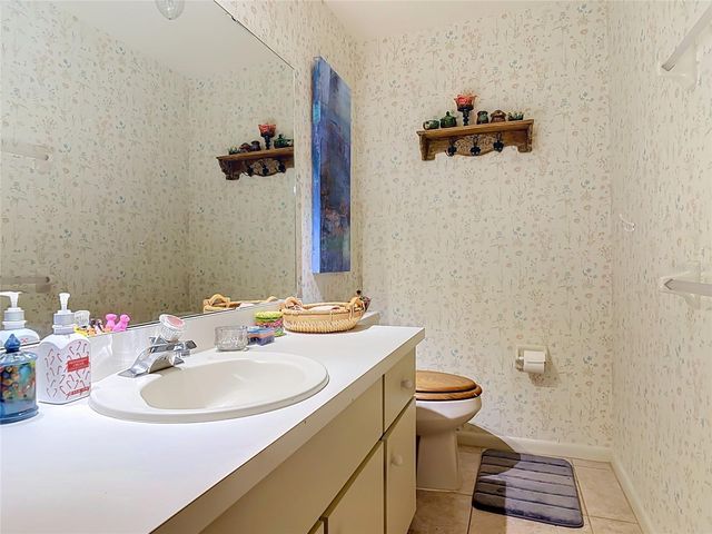 935 EASTRIDGE DRIVE 7A, Debary, FL 32713