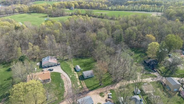 157 Peterson Drive, Gobles, MI 49055