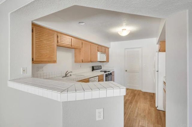 421 S Rosemary Lane, Anaheim Hills, CA 92808