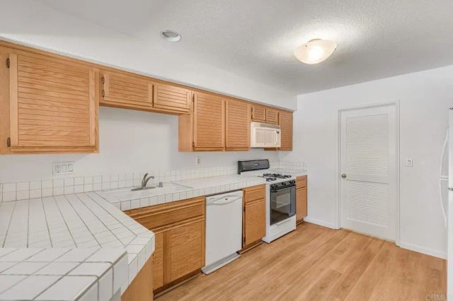 421 S Rosemary Lane, Anaheim Hills, CA 92808