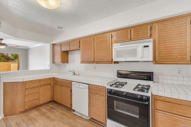 421 S Rosemary Lane, Anaheim Hills, CA 92808