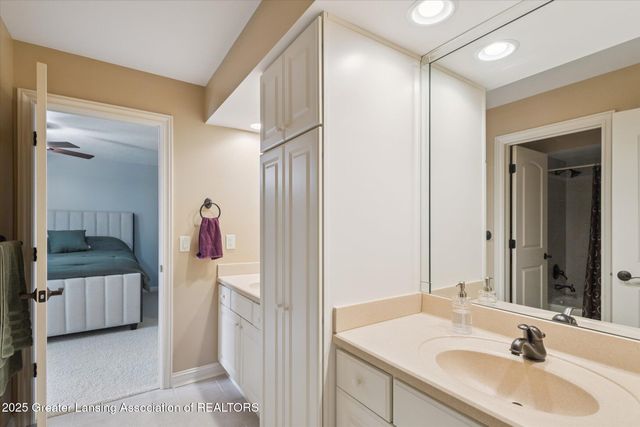 1437 Wandering Way, Okemos, MI 48864