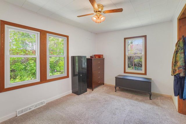 528 Wahl AVENUE, Mukwonago, WI 53149