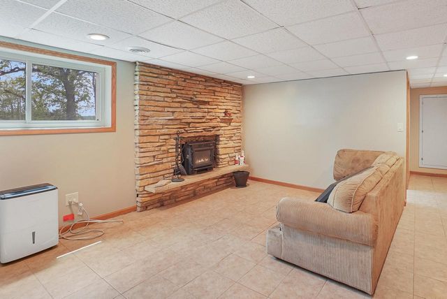 528 Wahl AVENUE, Mukwonago, WI 53149