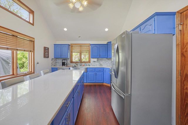 528 Wahl AVENUE, Mukwonago, WI 53149