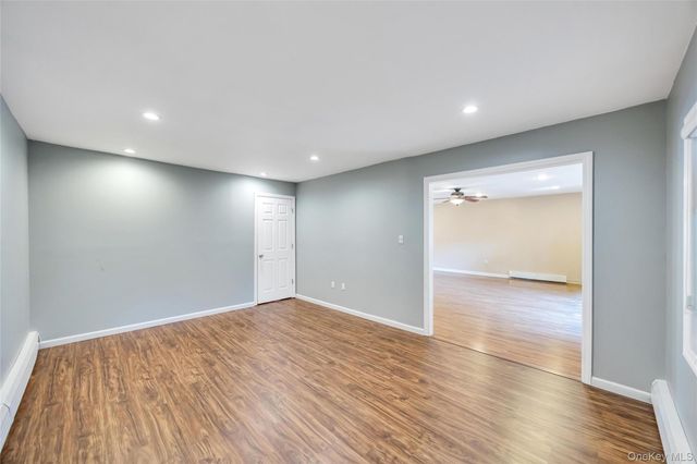 21 Horn Lane, Levittown, NY 11756