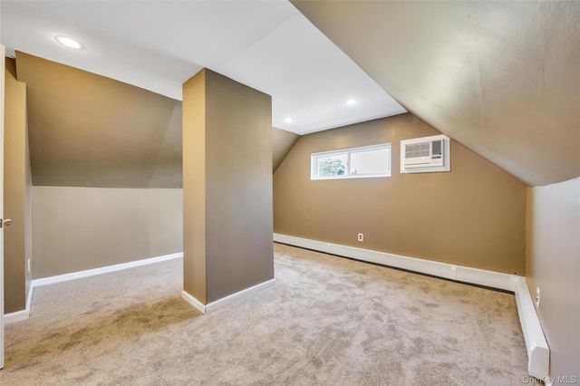 21 Horn Lane, Levittown, NY 11756