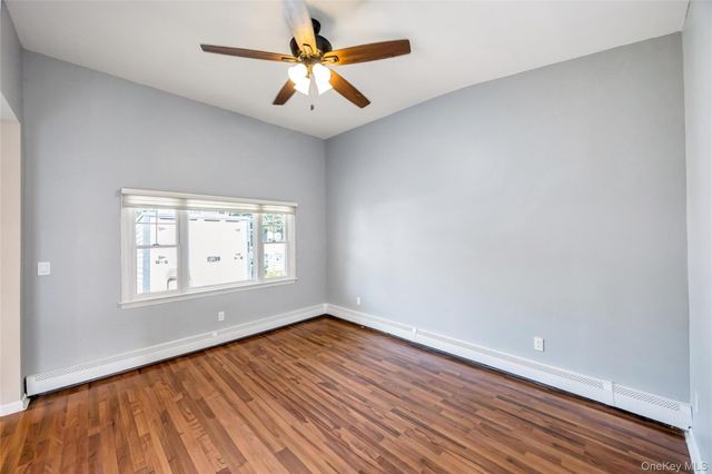 21 Horn Lane, Levittown, NY 11756