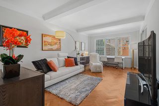 33 E End Ave # 10-E, New York City, NY 10028