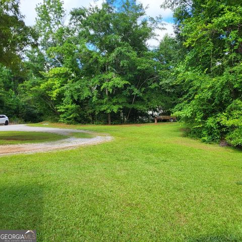 2939 34th Avenue SW, Lanett, AL 36863