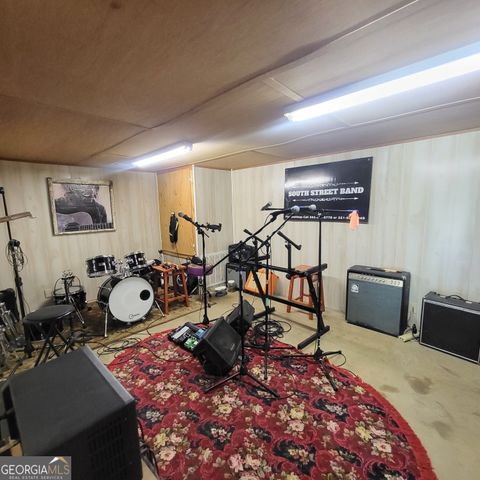 2939 34th Avenue SW, Lanett, AL 36863