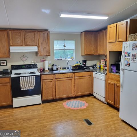 2939 34th Avenue SW, Lanett, AL 36863