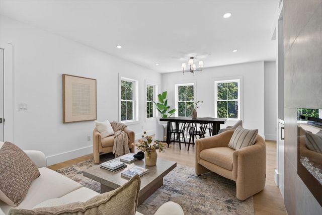 131 Hudson Street 2, Somerville, MA 02144