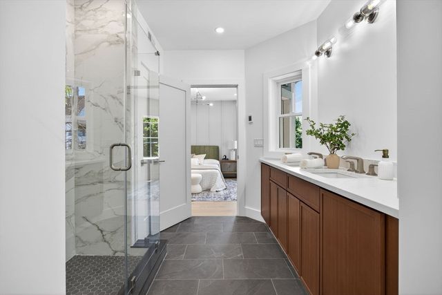 131 Hudson Street 2, Somerville, MA 02144