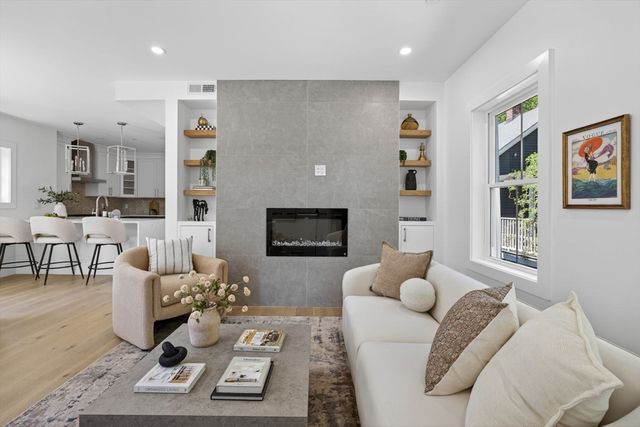 131 Hudson Street 2, Somerville, MA 02144