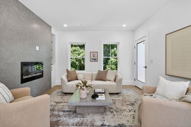 131 Hudson Street 2, Somerville, MA 02144