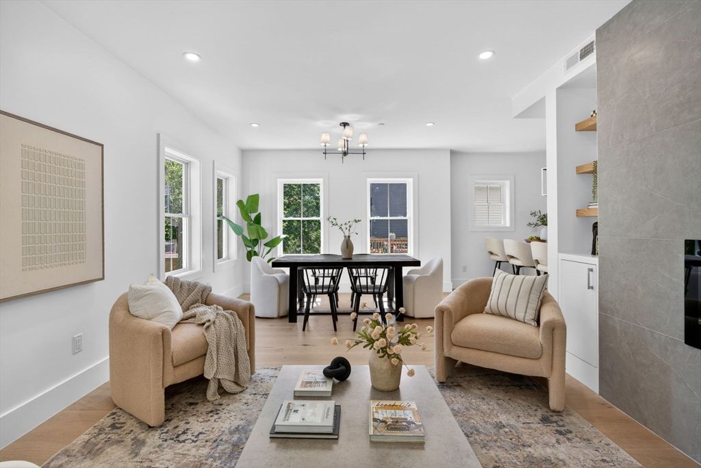 131 Hudson Street 2, Somerville, MA 02144
