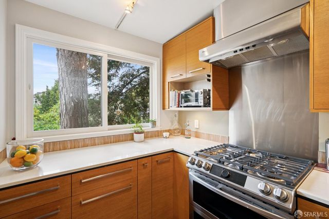 2576 Post Street, San Francisco, CA 94115