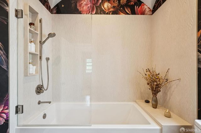 2576 Post Street, San Francisco, CA 94115