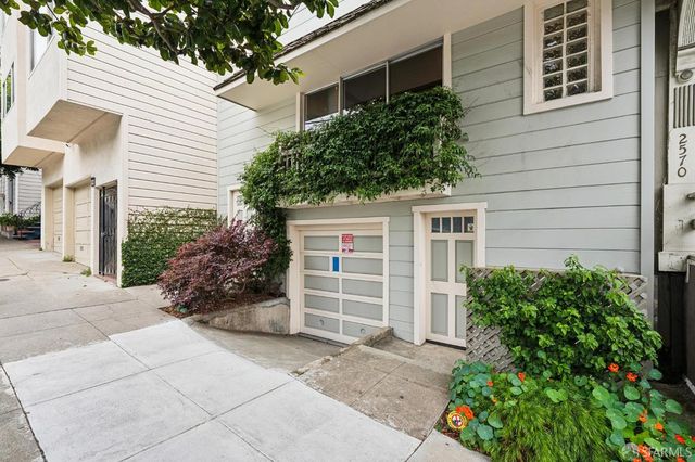 2576 Post Street, San Francisco, CA 94115